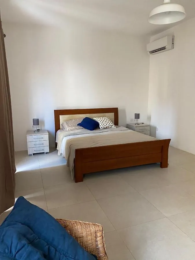 Sliema 2 Bedroom Apartment